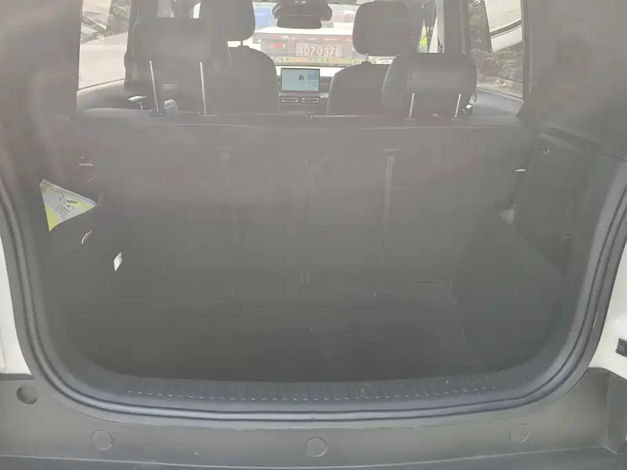 Baojun Yueye Plus 2024 2024 Smart Premium 4-Seater