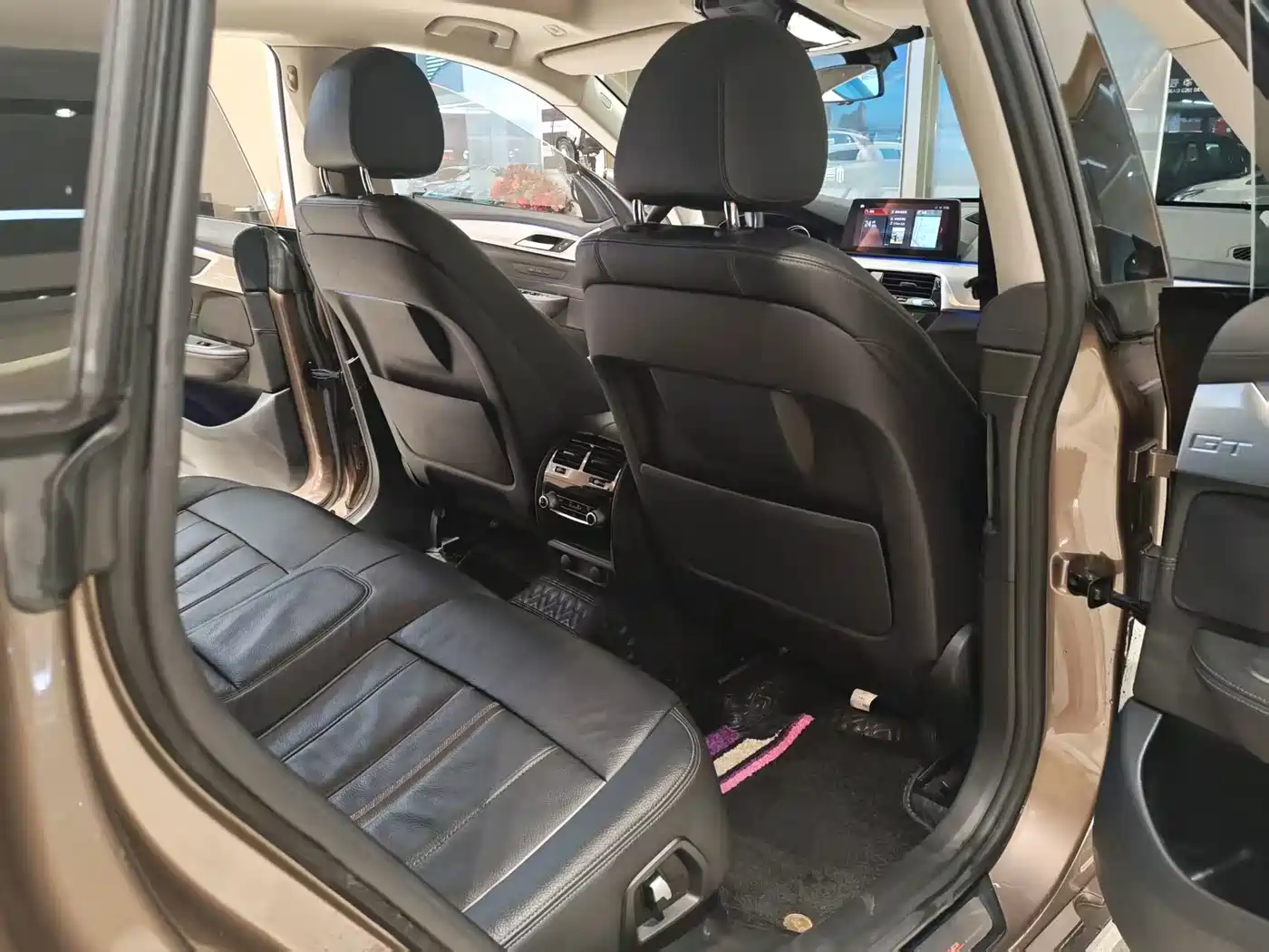 BMW 6 Series GT 2018 2018 630i Luxury Design Package