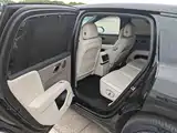 Photo 8 - Li Auto i6