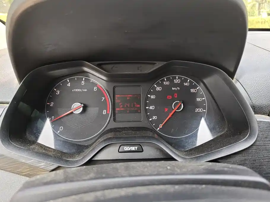 Baojun 310 2017 2016 1.2L Manual Comfort Model