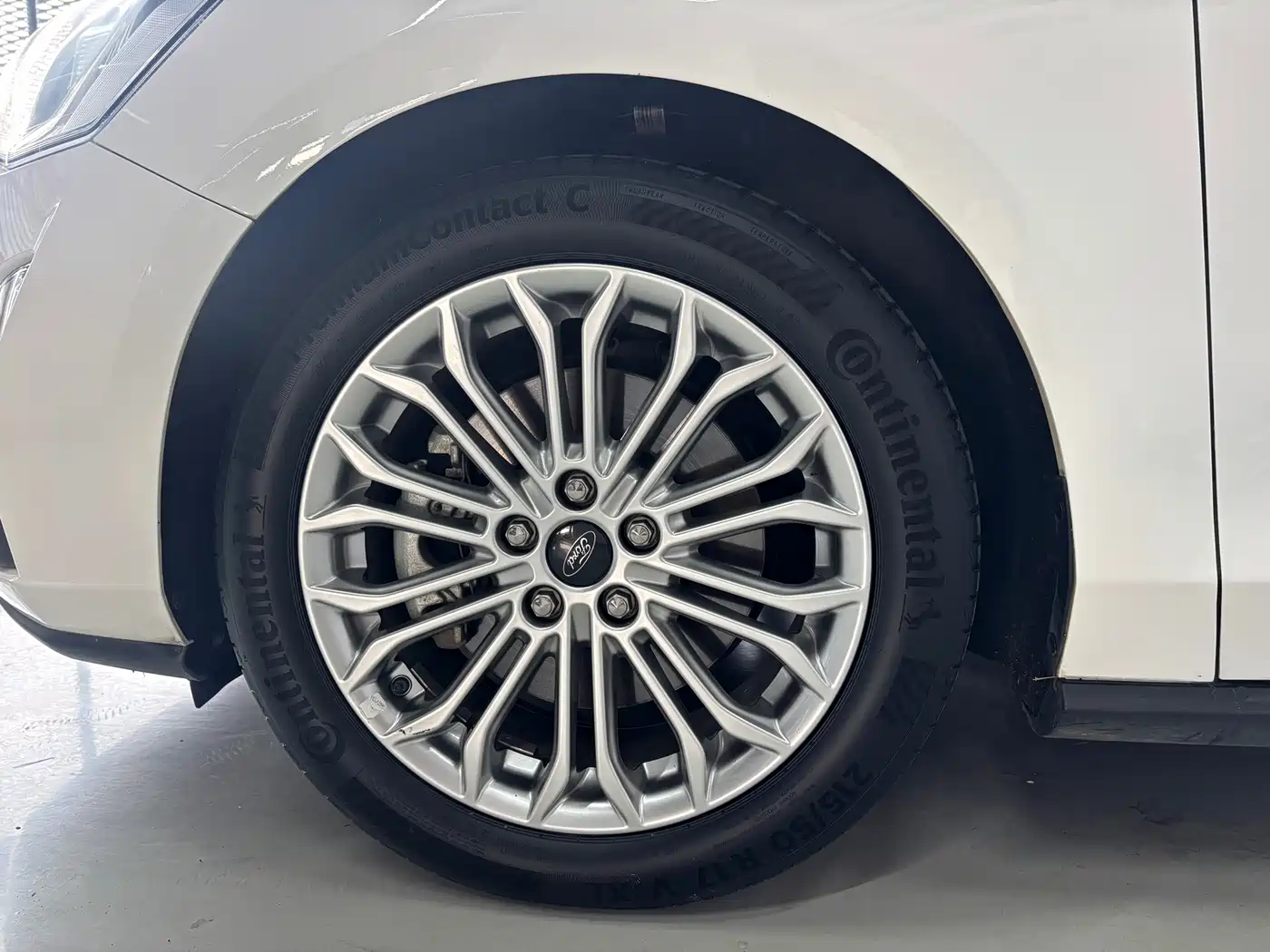Ford Focus 2018 2019 Sedan EcoBoost 180 Automatic Sharp