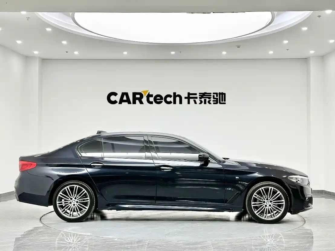 BMW 5 Series 2018 Facelift 530Li Exclusive M Sport Package фото 5