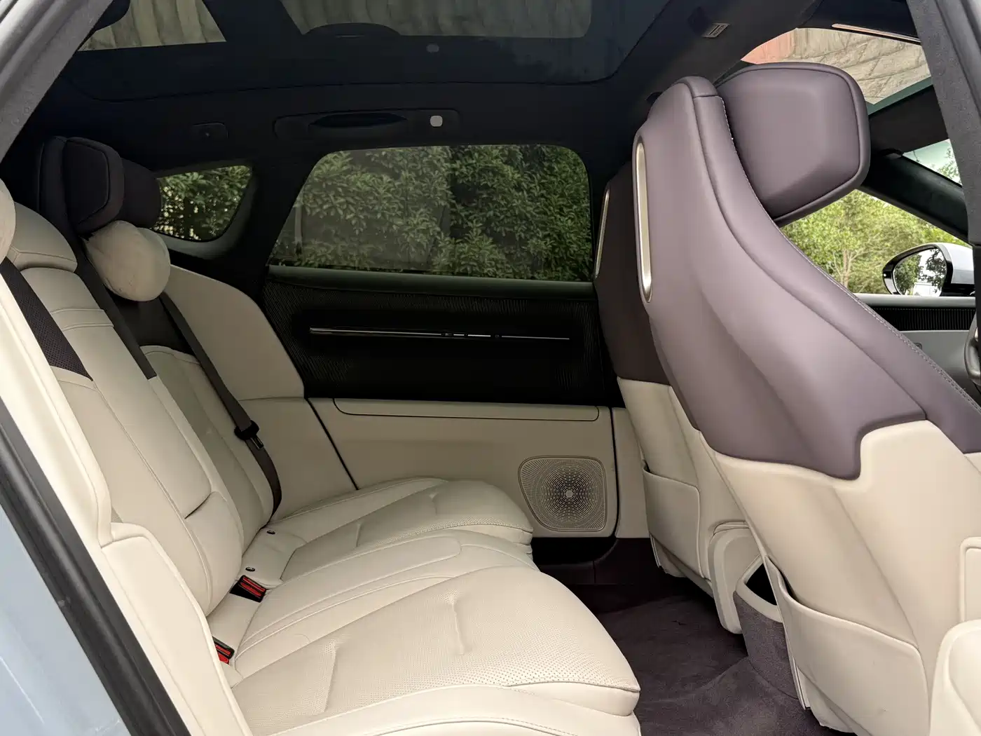 Avatr 12 2024 2023 Model 700 Triple Laser RWD Luxury Edition