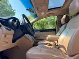 Photo 10 - Buick GL8