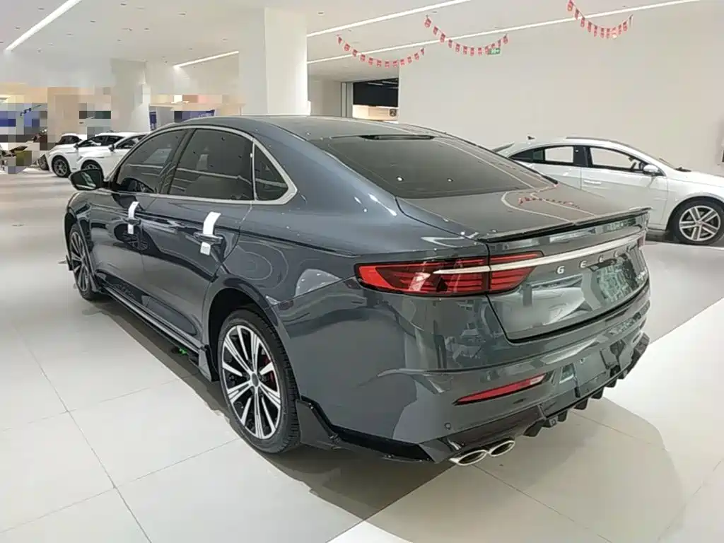 Фото 5 - Geely Preface