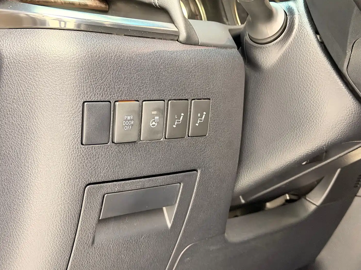 Toyota Alphard 2018 Facelift 3.5L Premium Edition фото 10