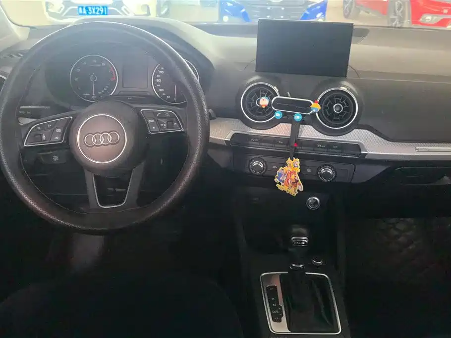 Audi Q2L 2020 35 TFSI Progressive Dynamic Model фото 12