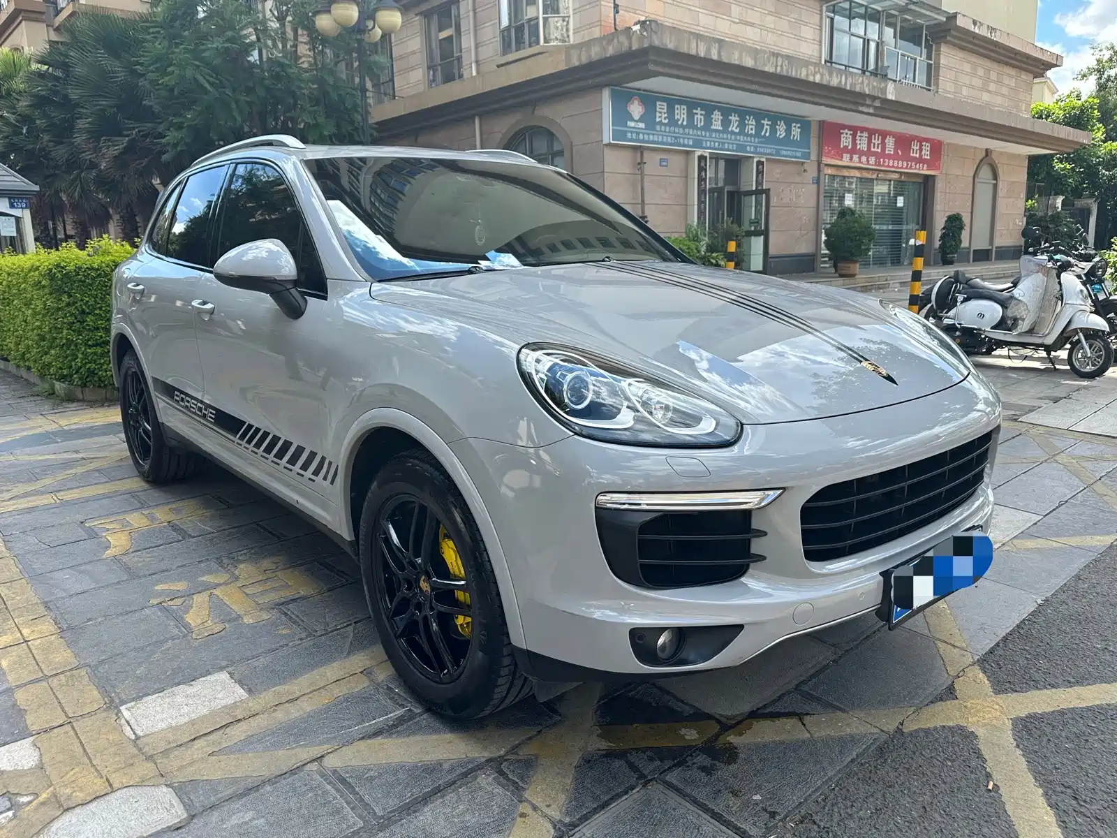 Фото 3 - Porsche Cayenne