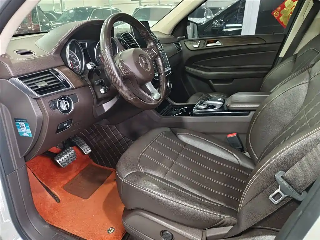 Mercedes-Benz GLE 2019 GLE 400 4MATIC Collector's Edition фото 5