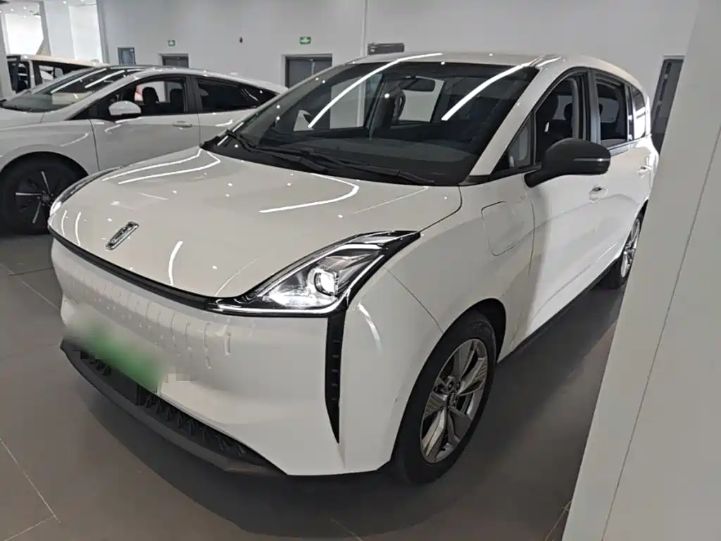 Besturn Bestune NAT 2023 — пригон из Китая