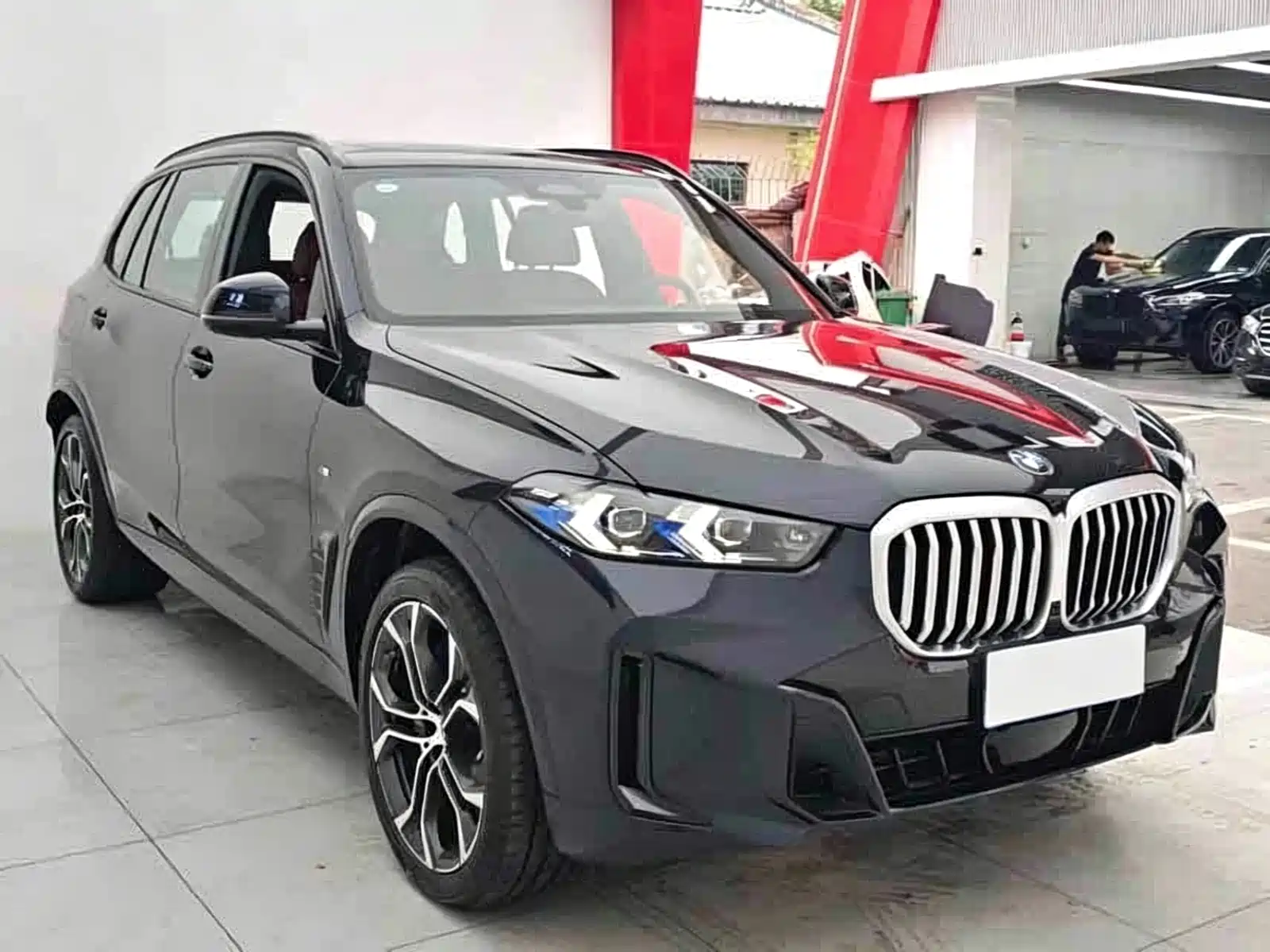 Photo 3 - BMW X5