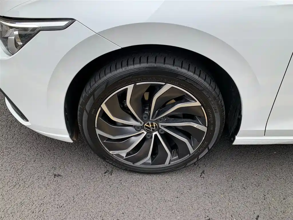 Volkswagen Golf 2023 280TSI DSG Pro фото 21