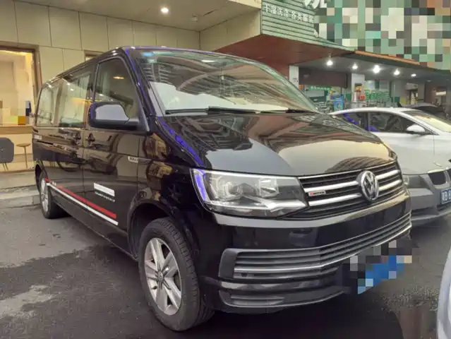  Volkswagen Caravelle 2018 2.0TSI 4WD Comfort Edition 9-Seater