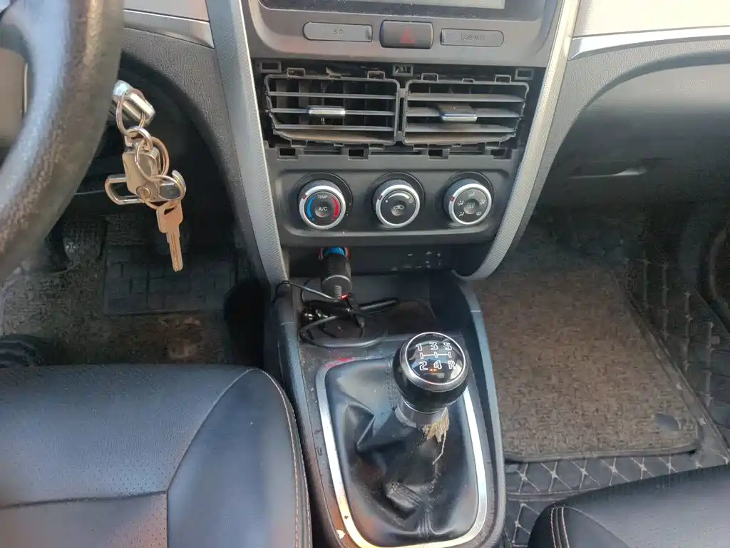 Besturn B30 2017 2017 1.6L Manual Luxury