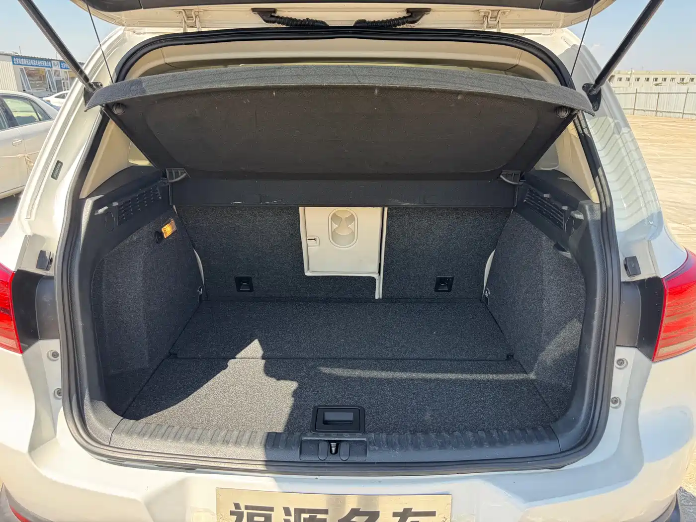 Volkswagen Tiguan 2013 1.8TSI Automatic 2WD Luxury Model фото 16
