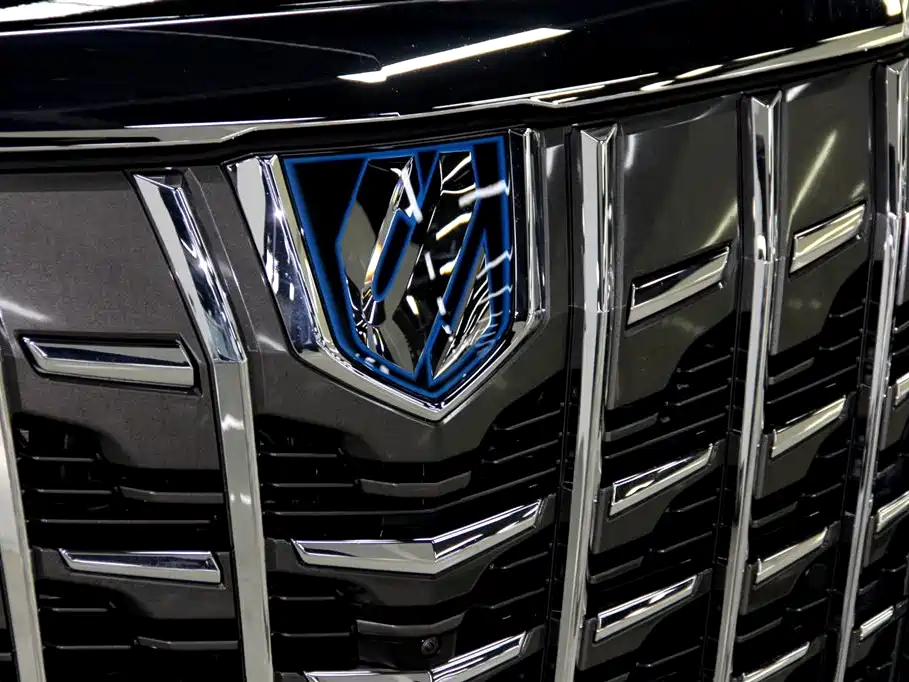 Toyota Alphard 2021 Hybrid 2.5L Premium фото 28