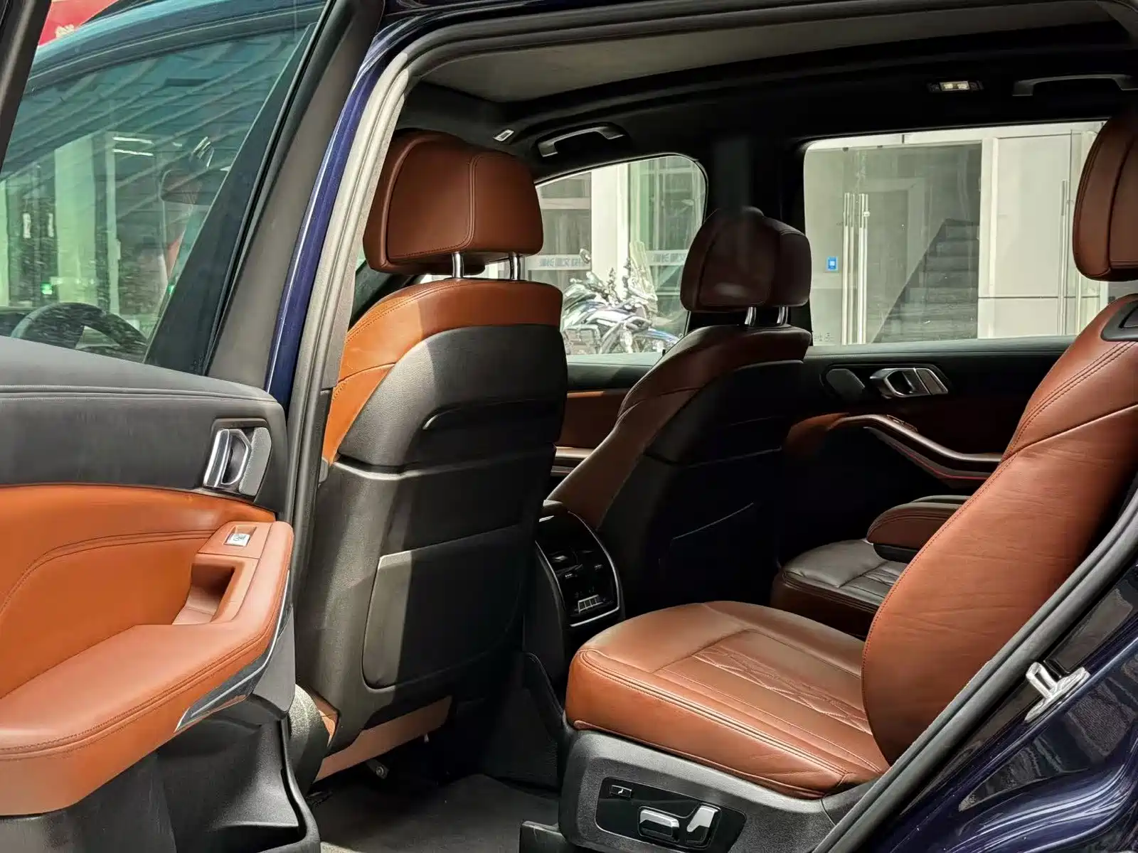 Фото 6 - BMW X7