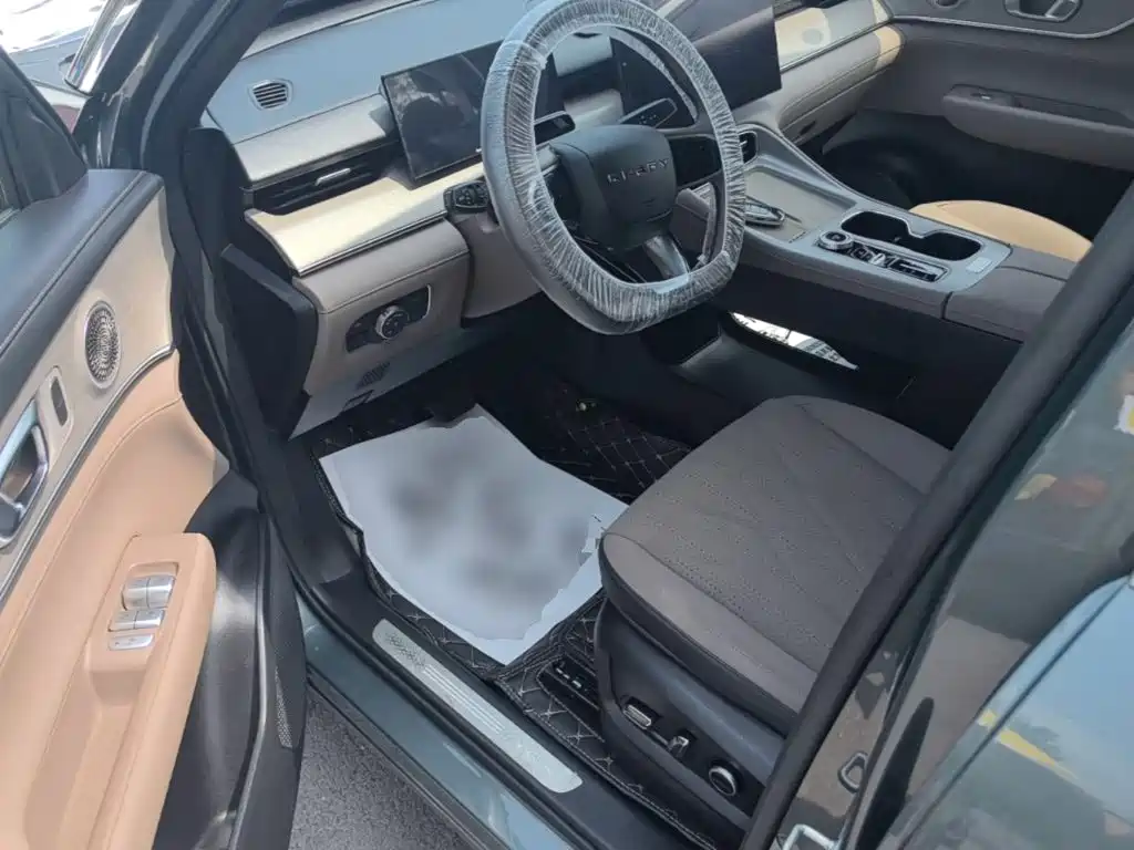 Chery Tiggo 8 PLUS 2025 2025 290TGDI DCT Premium 5-seater