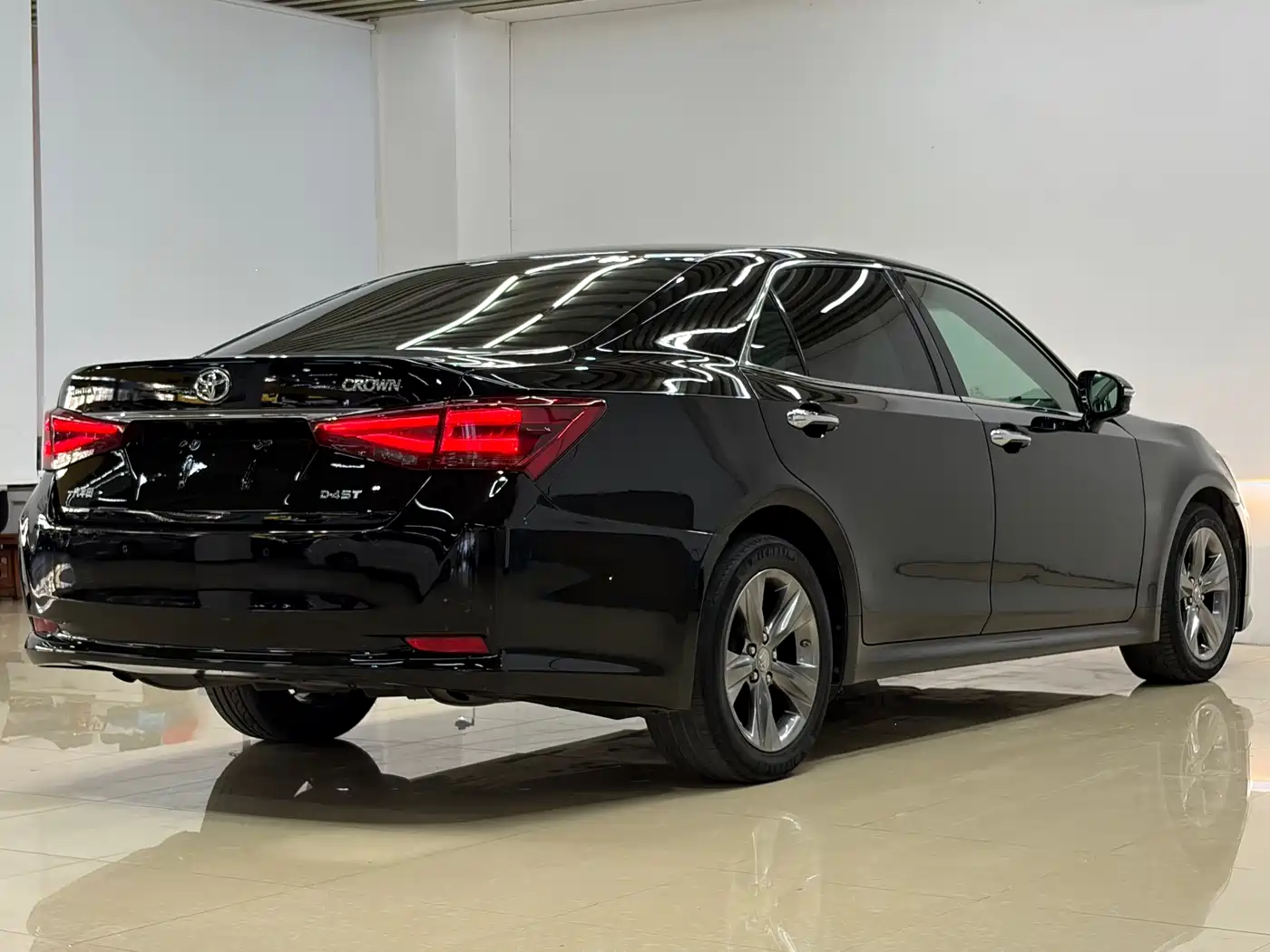 Toyota Crown 2015 2.0T Fashion фото 7