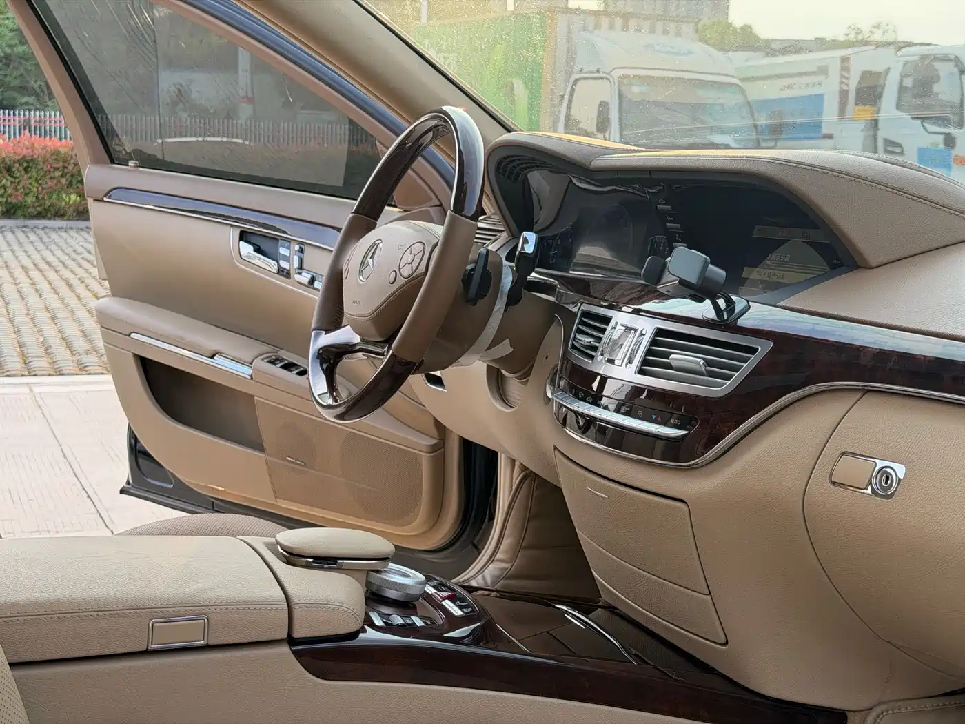 Mercedes-Benz S-Class 2012 S 300 L Business Grand Edition фото 11