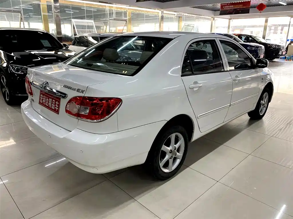 Toyota Corolla 2011 1.6L Automatic Classic Edition фото 12