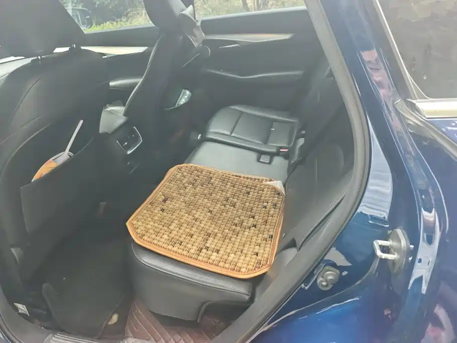 Photo 11 - Infiniti QX50