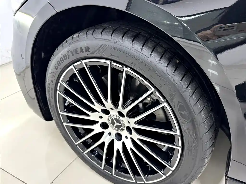 Mercedes-Benz C-Class 2024 C 260 L Sport фото 23