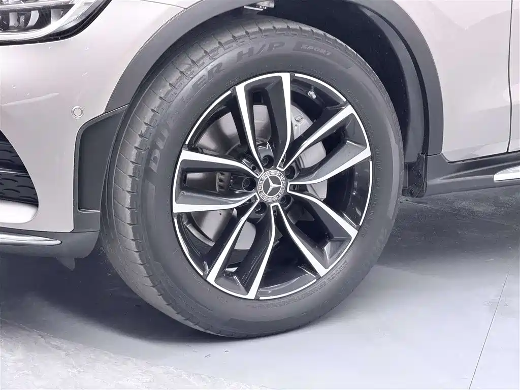 Mercedes-Benz GLC 2020 Facelift GLC 300 L 4MATIC Dynamic фото 11