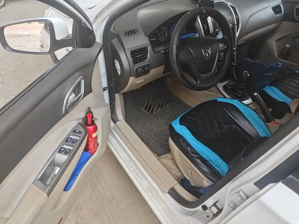 Baojun 610 2014 2014 1.5L Manual Comfort