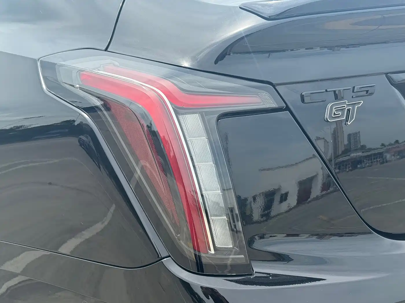 Cadillac CT5 2025 Model 28T Track Performance Edition фото 5