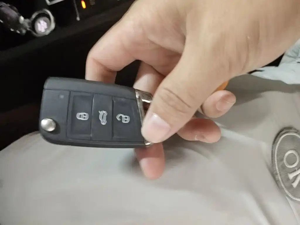 Фото 9 - Volkswagen Lavida
