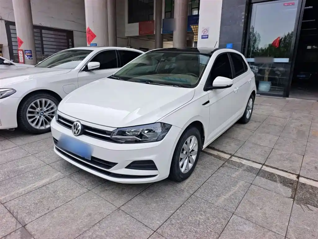 Volkswagen Polo 2019 Plus 1.5L Automatic Colorful Tech Edition