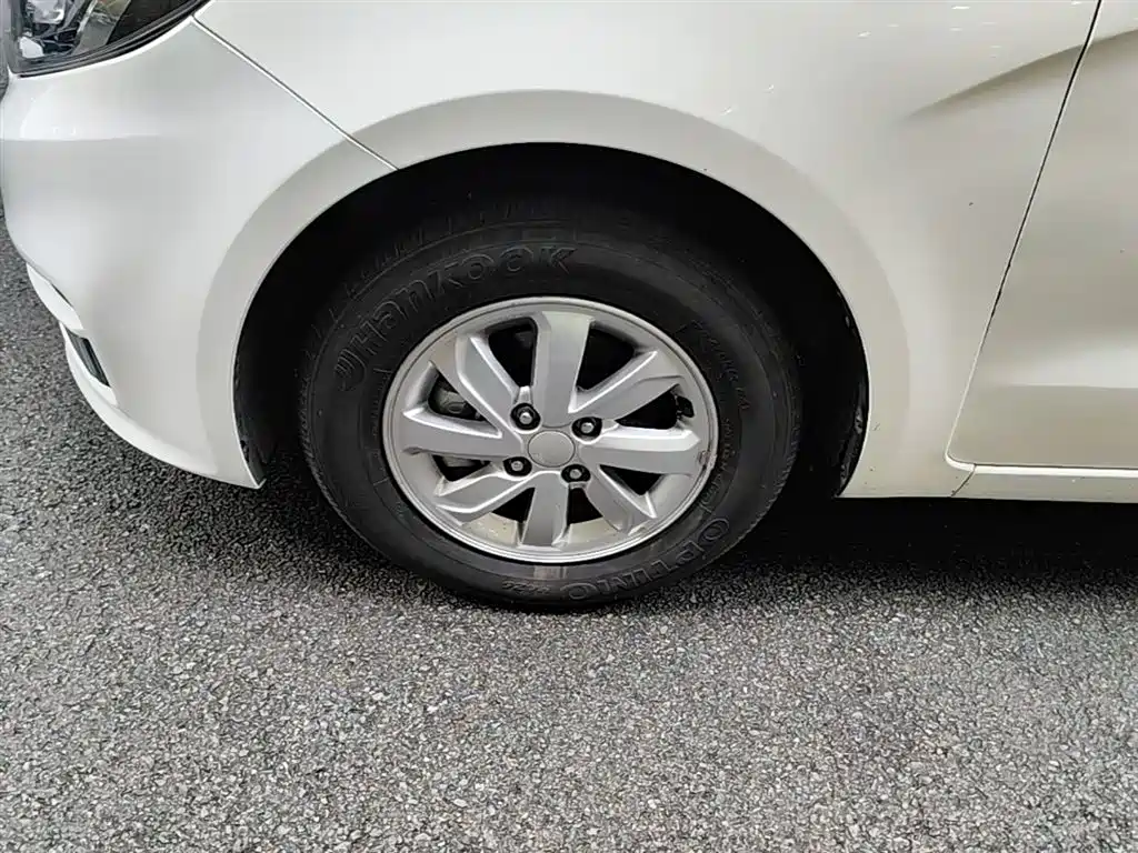 Kia K2 2015 Sedan 1.4L MT GLS фото 23