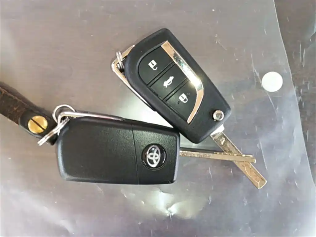 Toyota Corolla 2014 1.6L CVT GL-i фото 9
