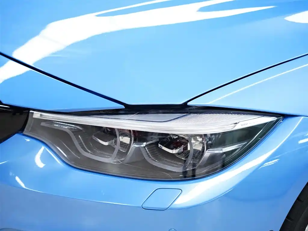 BMW M4 2017 M4 Convertible Fans Limited Edition фото 16