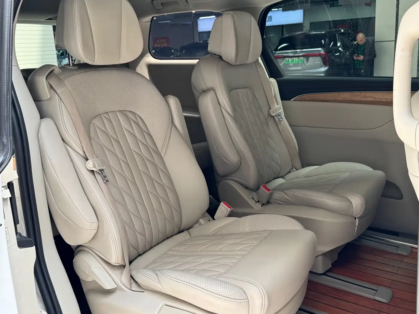 Buick GL8 2018 ES 28T Comfort Type China VI фото 9