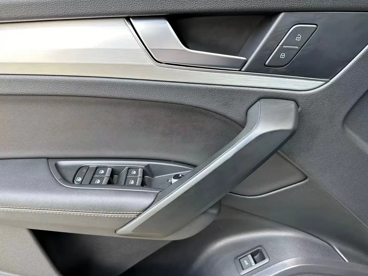 Audi Q5L 2018 2018 40 TFSI Prestige Fashion (China V)