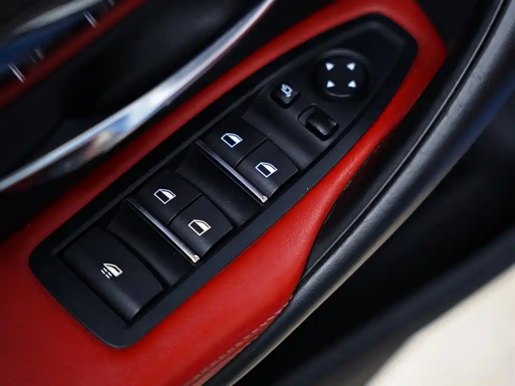 BMW M4 2017 M4 Convertible Fans Limited Edition фото 28