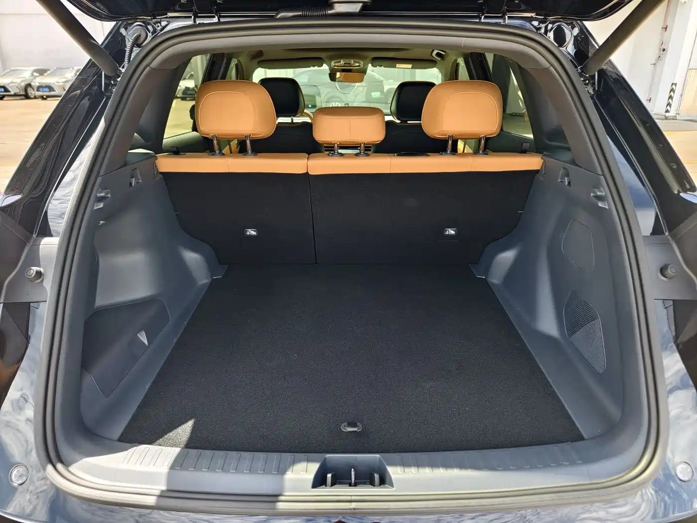 Geely Galaxy Galaxy Starship 7 EM-i 2025 Model 120km Explorer+ Edition фото 14