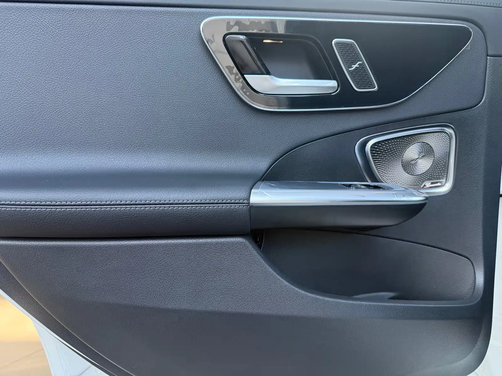 Фото 10 - Mercedes-Benz C-Class