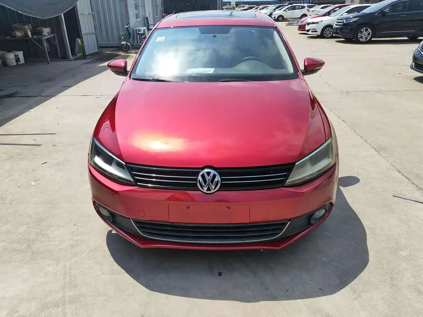 Volkswagen Sagitar 2014 1.6L Automatic Comfort фото 2
