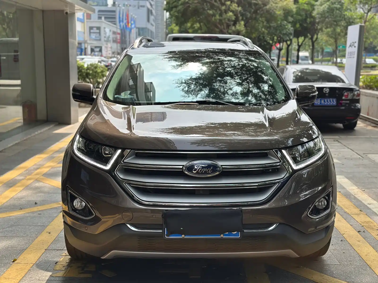 Фото 2 - Ford Edge