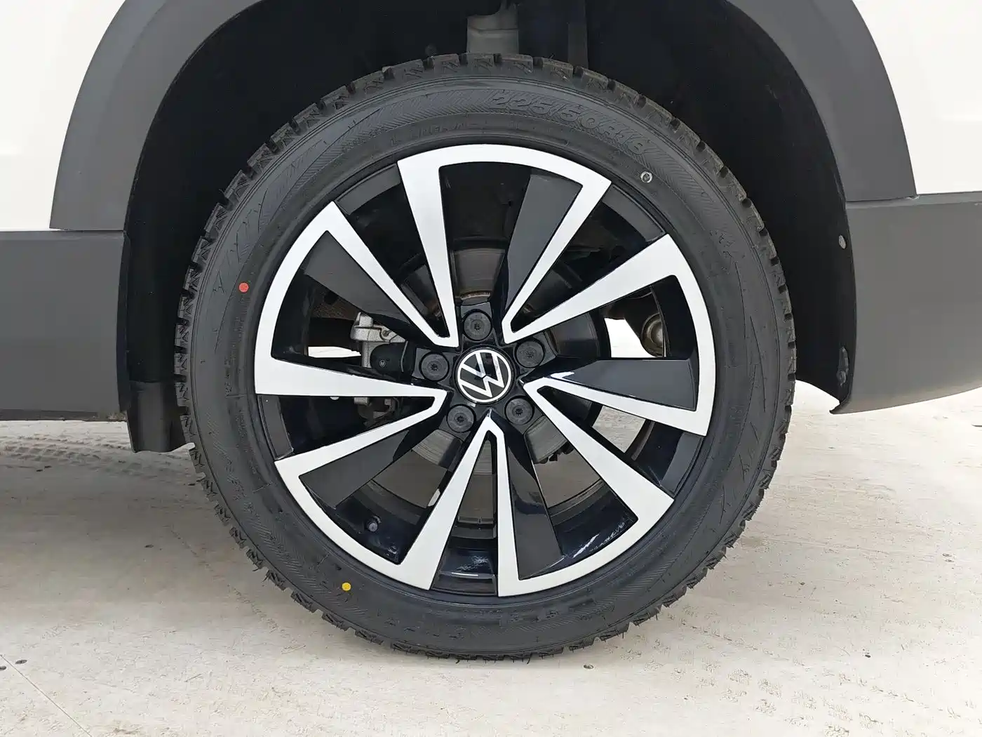 Volkswagen Tharu 2021 280TSI 2WD Luxury Plus фото 16