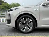 Фото 3 - Li Auto L6