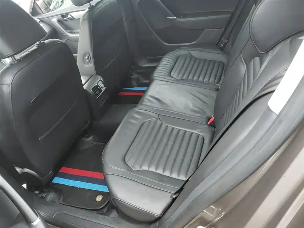 Volkswagen Magotan 2015 1.8TSI Leading фото 17