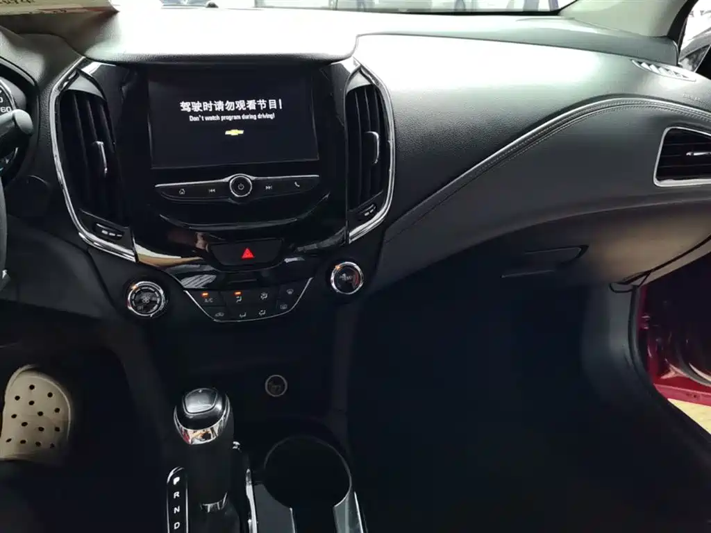 Chevrolet Cruze 2018 Facelift 320 Automatic Stylish Urban Edition фото 13
