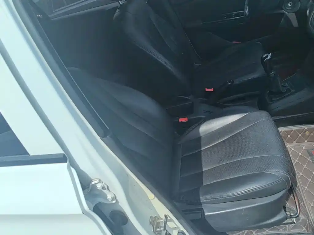 Baojun 310 2017 2016 1.2L Manual Comfort Model