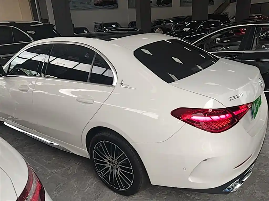 Mercedes-Benz C-Class 2024 Facelift III C 260 L Sport фото 5