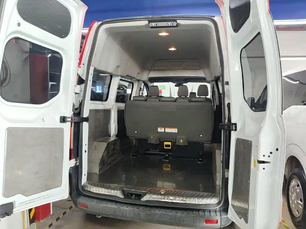 Ford Transit 2021 2019 2.0T Diesel Multi-Purpose Commercial Vehicle Short Wheelbase Medium Roof 6-Seater China VI