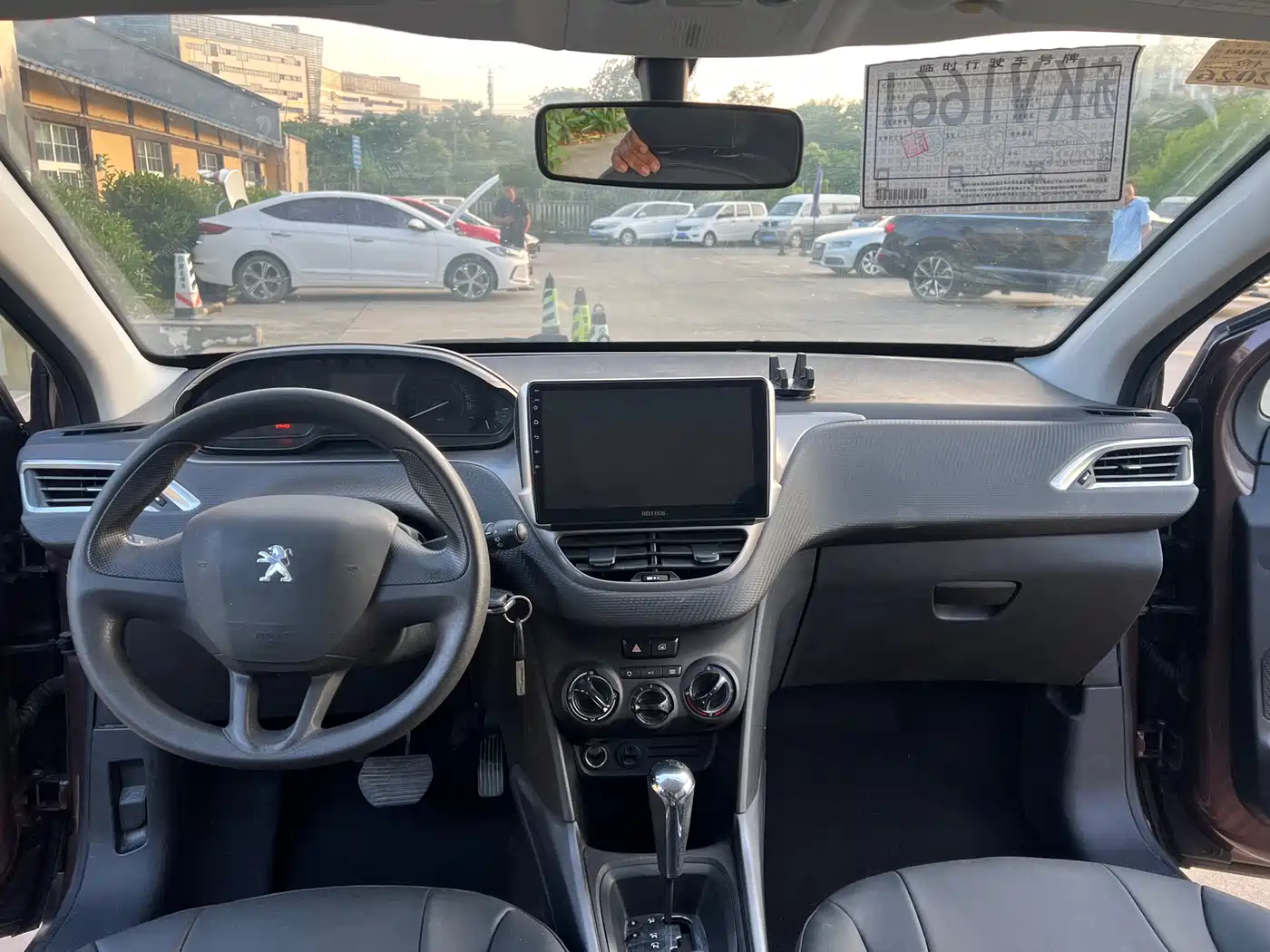 Peugeot 2008 2015 2014 1.6L Automatic Trend Edition